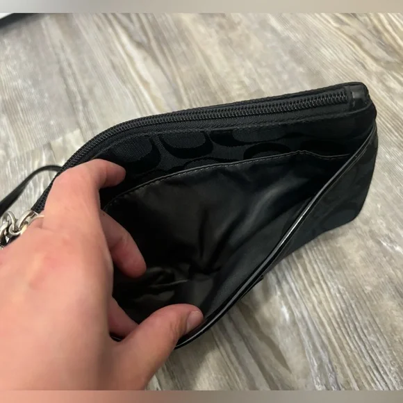 Coach NWOT! Black Wristlet with Hang Tag! - Picture 7 of 8